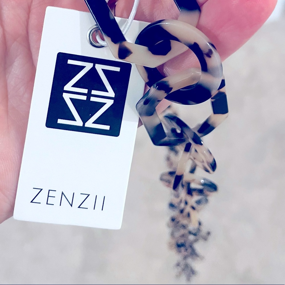 *NWT* Zenzii - Long Chain-Link Tortoiseshell Necklace